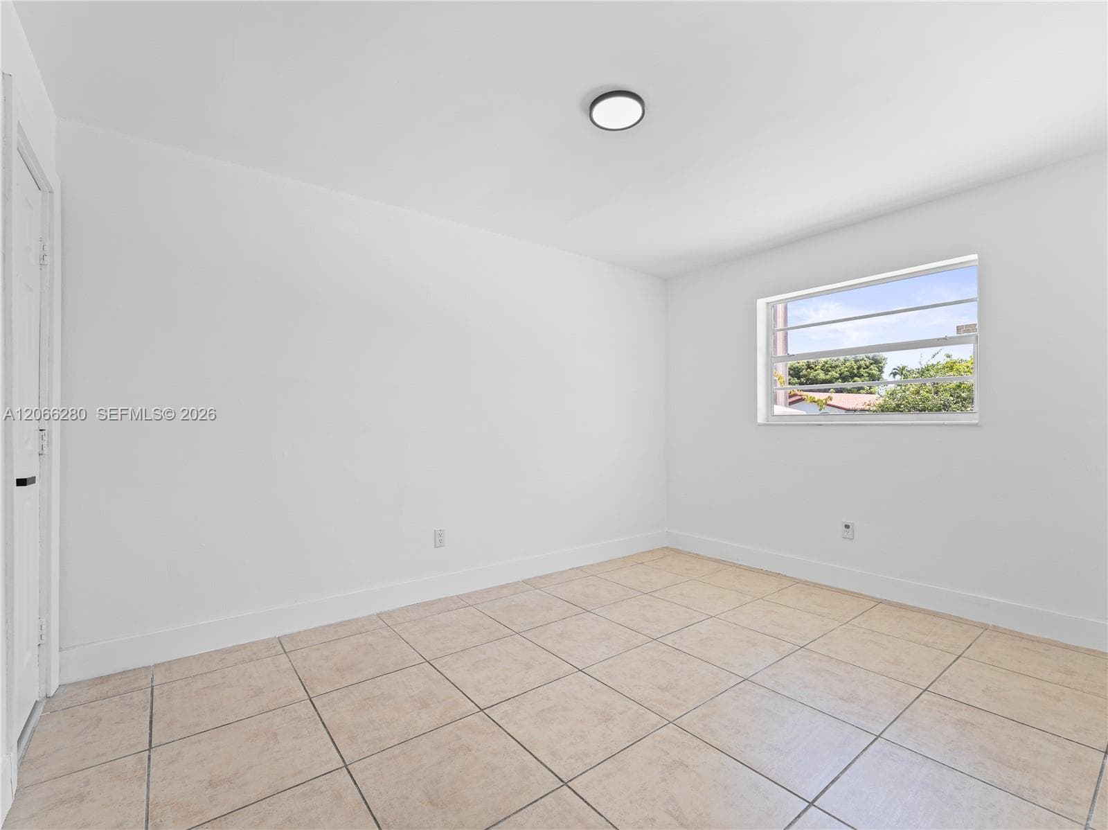 8241 SW 12th Ter photo 15