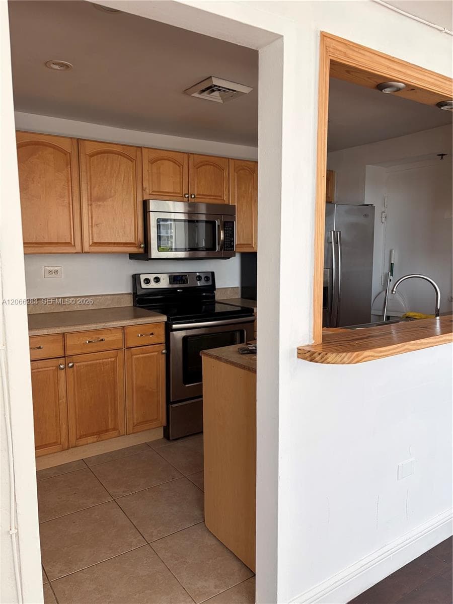 CARIBBEAN TOWERS CONDO · #5G in North Bay Village - Photo 6