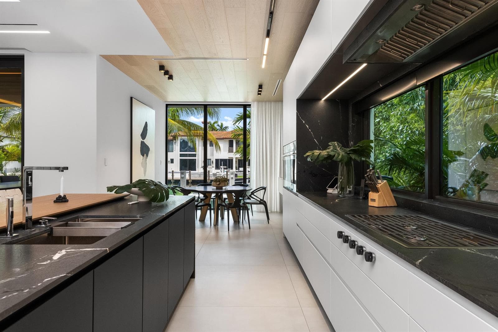 Kitchen 5