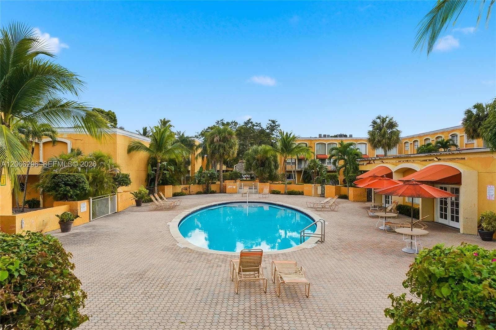 VENETIAN GARDENS AT COUNT · #R206 in Hialeah - Photo 18