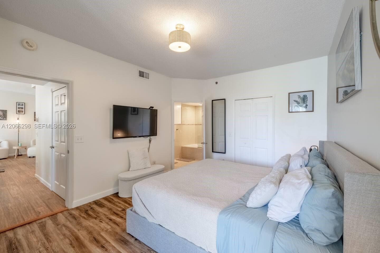 VILLAGE BY THE BAY CONDO · #12206 in Aventura - Photo 10