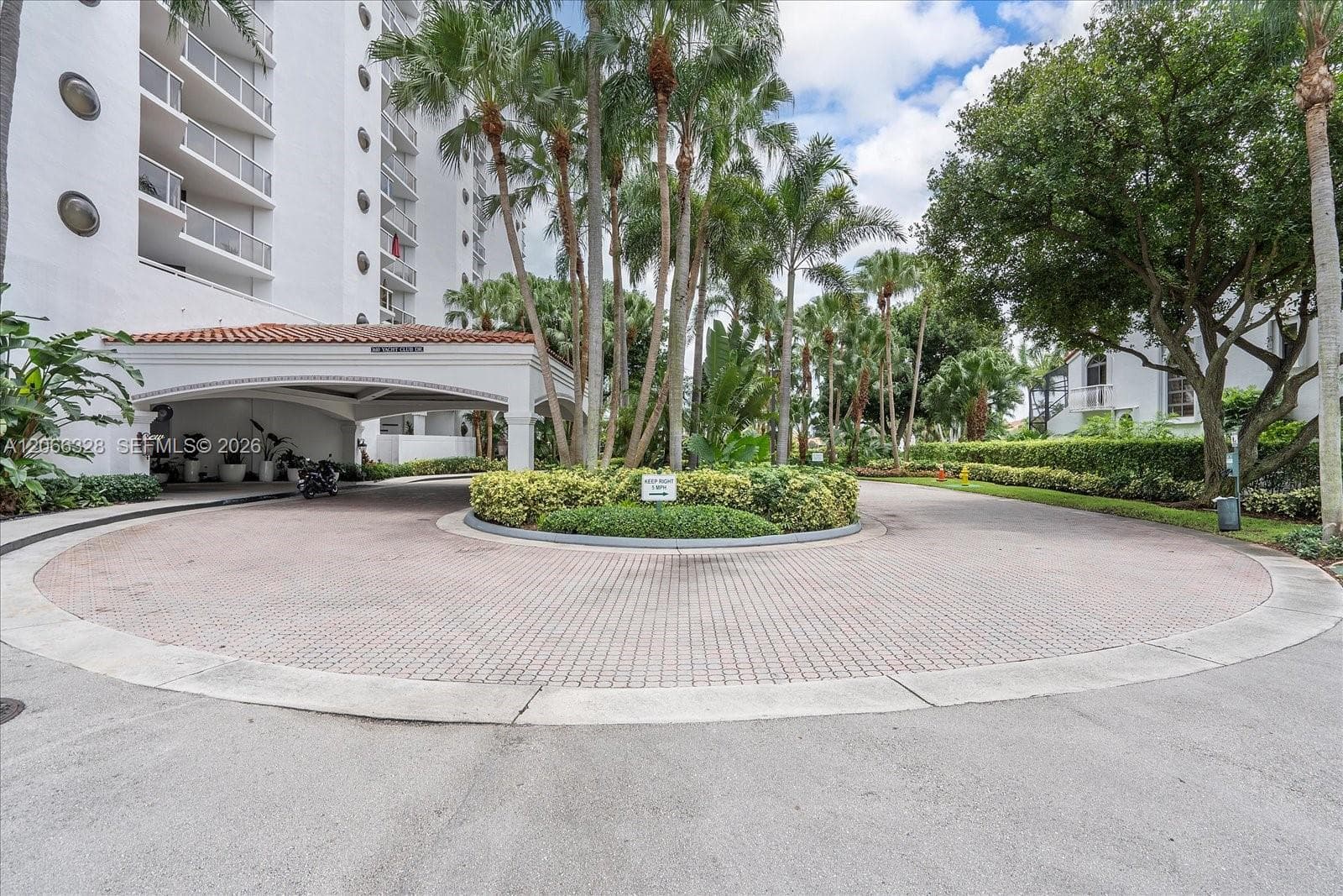 PORTSVIEW @ THE WATERWAYS · #1114 in Aventura - Photo 1