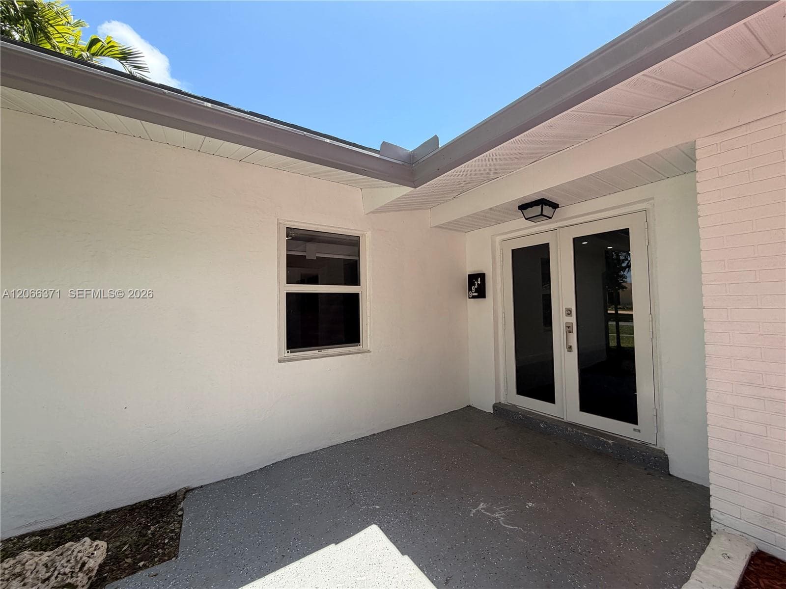 9934 SW 195th St photo 7