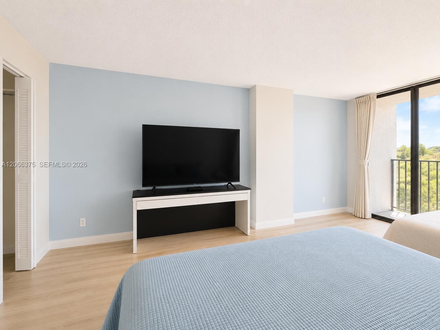 200 LESLIE CONDO · #727 in Hallandale Beach - Photo 7