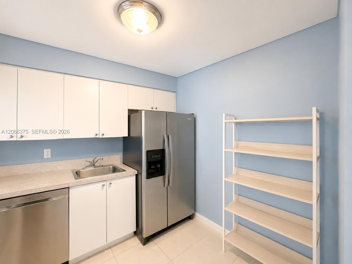 200 LESLIE CONDO · #727 in Hallandale Beach - Photo 10