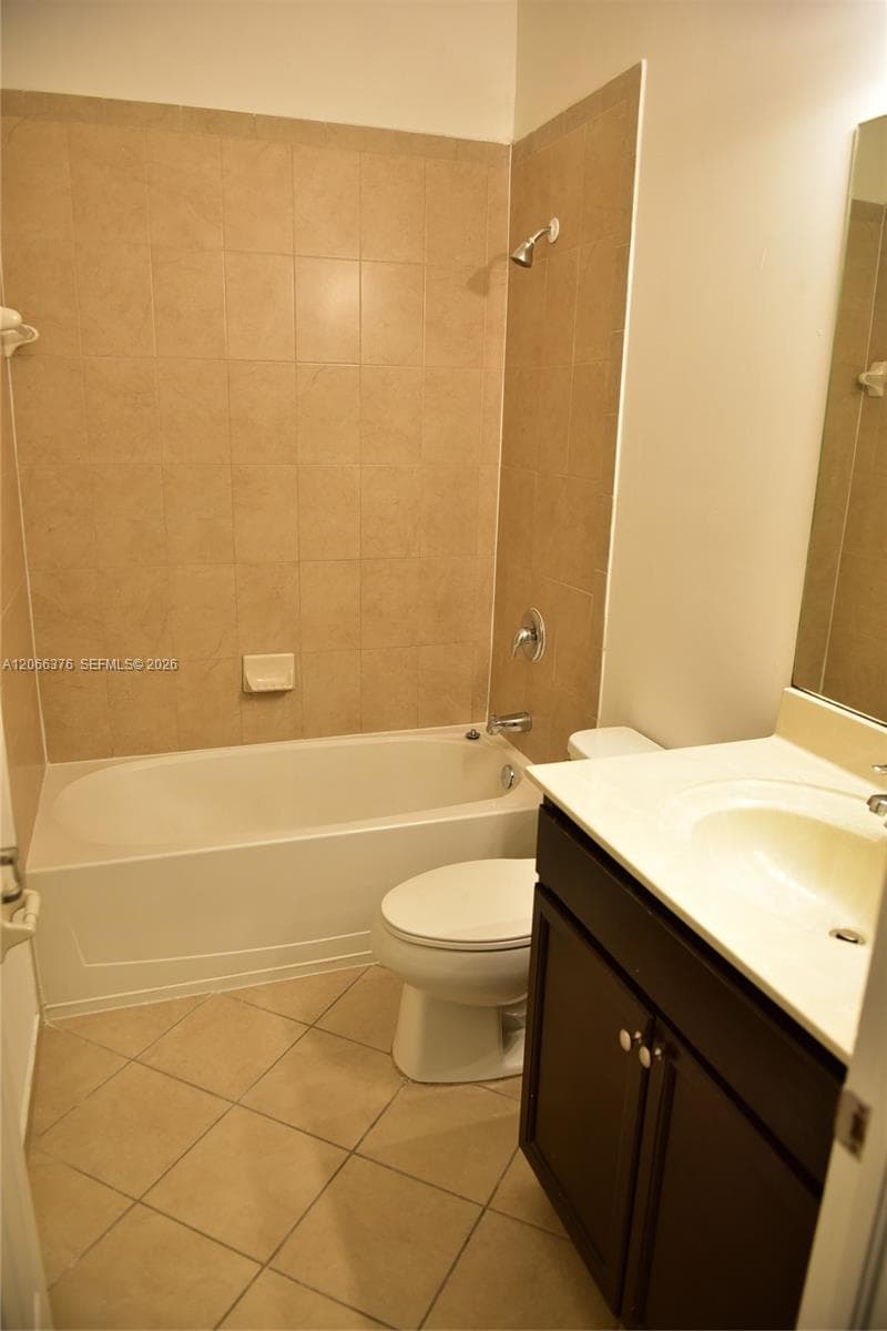 3209 SE 5th St photo 28