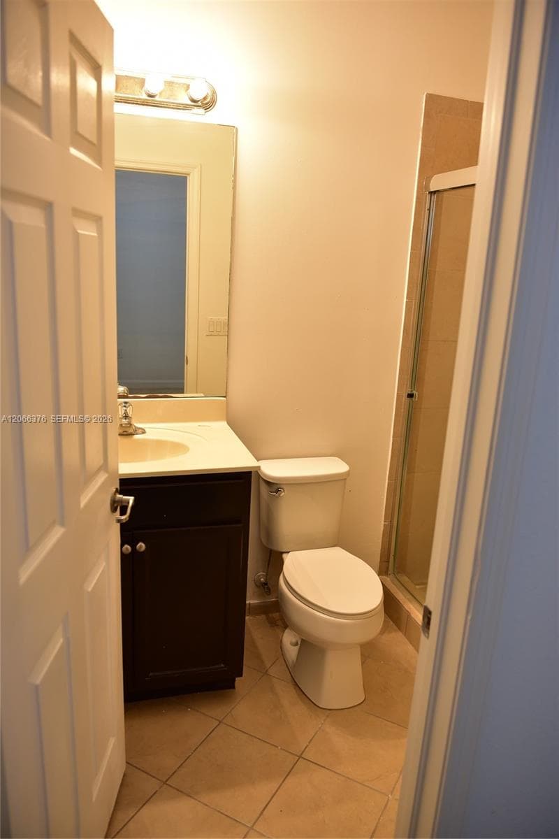 3209 SE 5th St photo 20