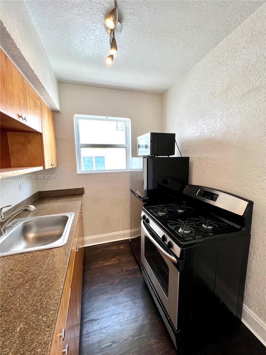 HARDING AVENUE CONDO · #4 in Miami Beach - Photo 3