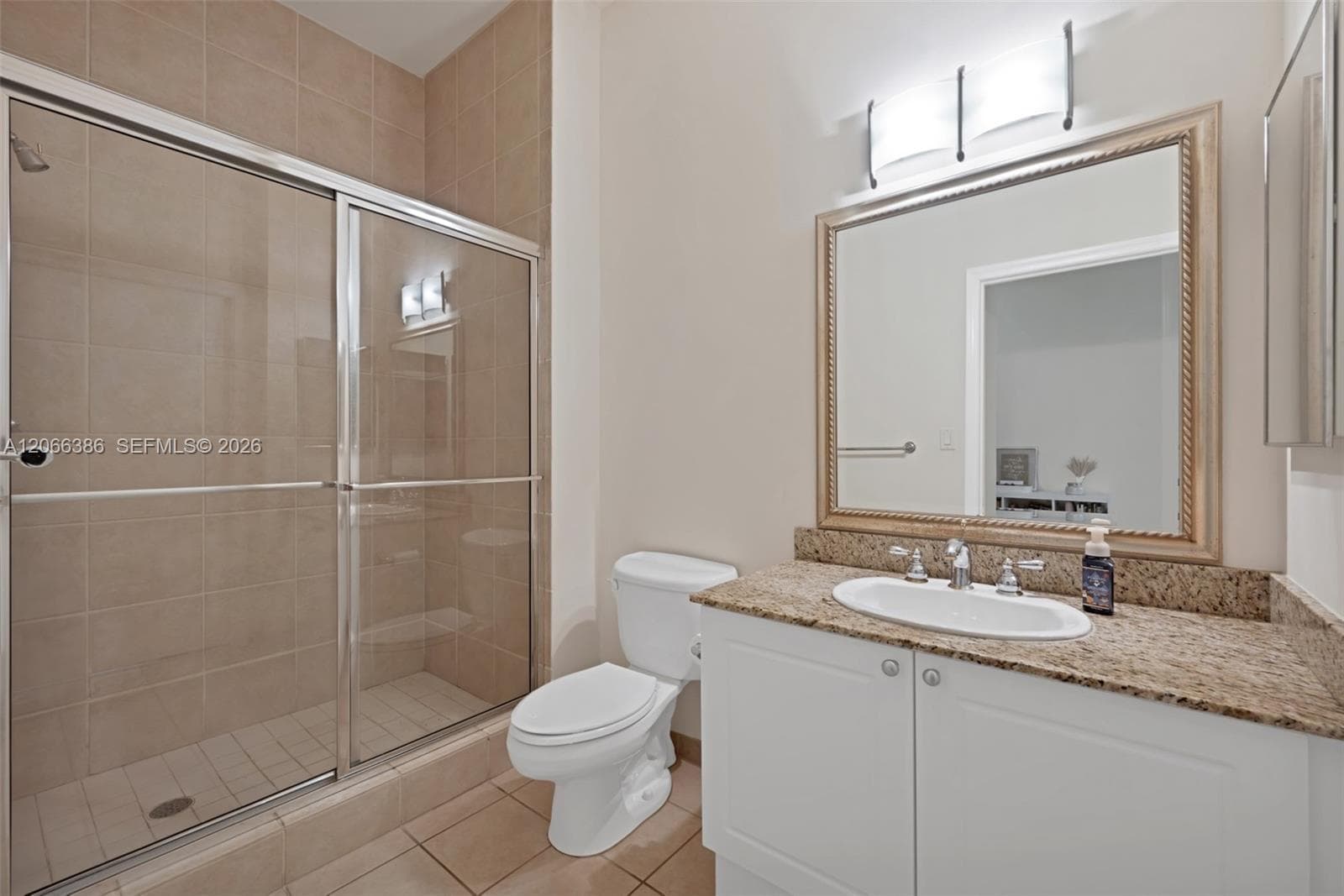 TURNBERRY ON THE GREEN CO · #208 in Aventura - Photo 9