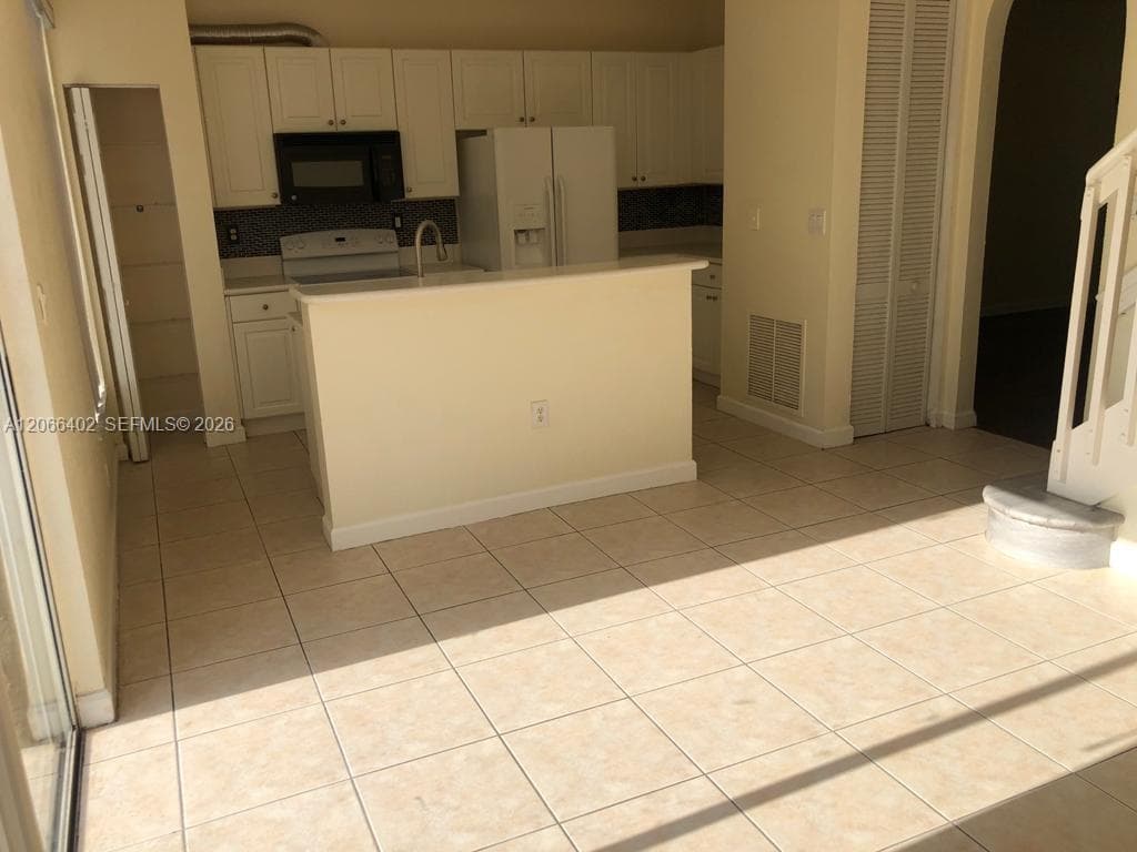 5598 NW 113th Ave #- photo 27