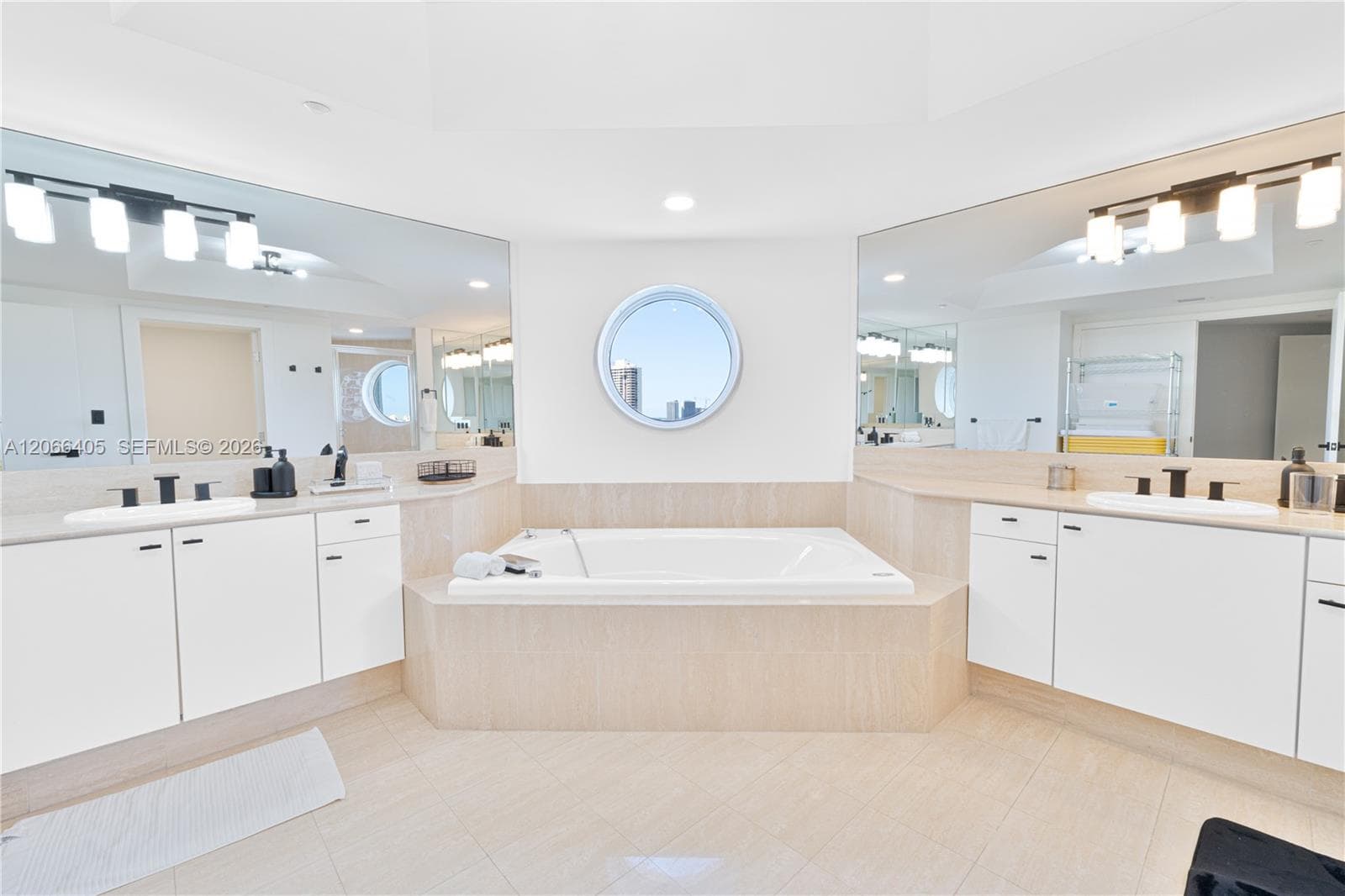 7000 ISL BLVD WILLIAMS IS · #1402 in Aventura - Photo 10