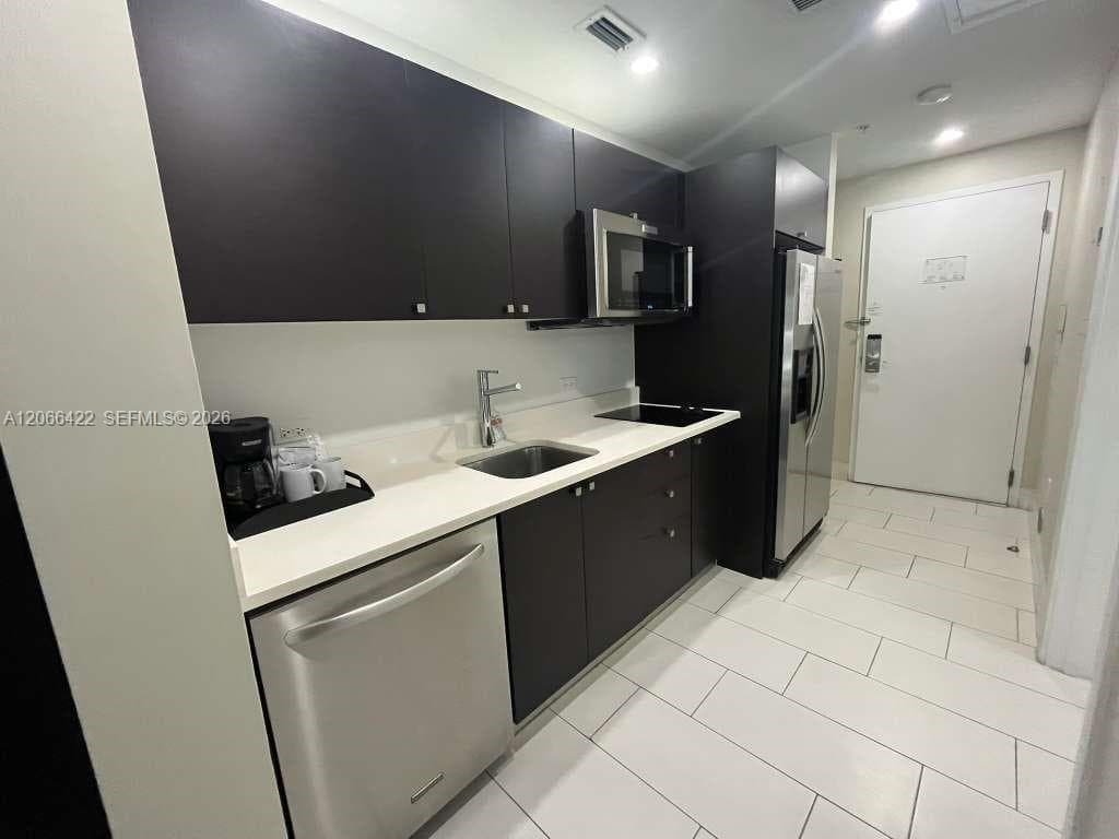 Blue Resort · #307 in Doral - Photo 2