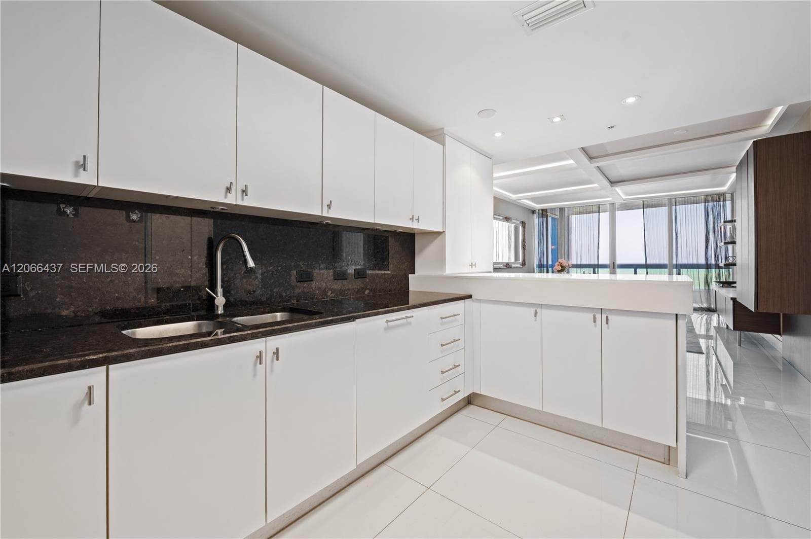 Carillon Miami Beach · #702 in Miami Beach - Photo 17