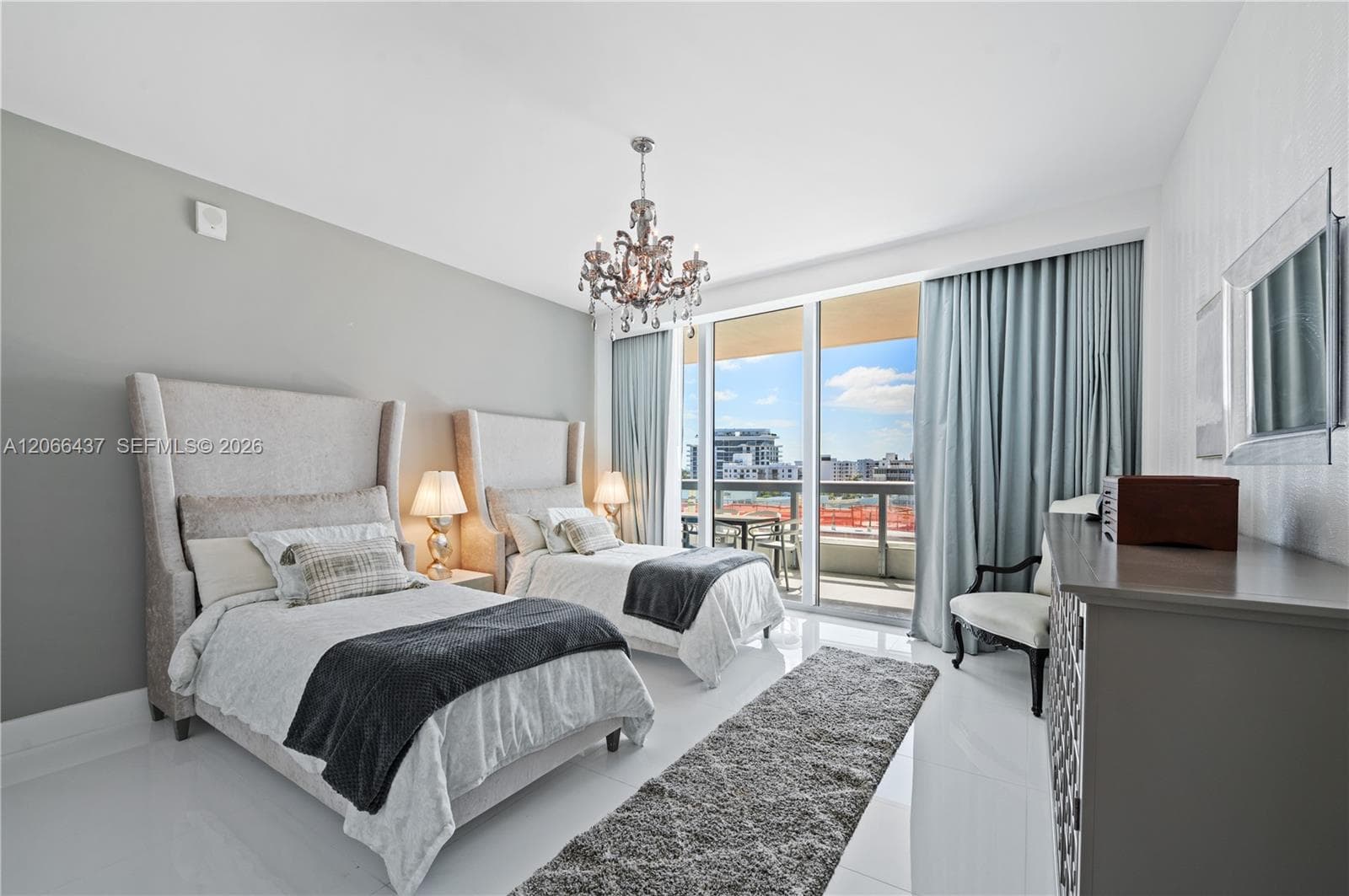 Carillon Miami Beach · #702 in Miami Beach - Photo 8