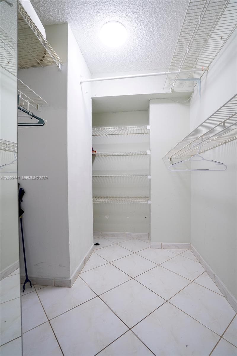 OLYMPUS CONDO PHASE · #1416 in Hallandale Beach - Photo 9