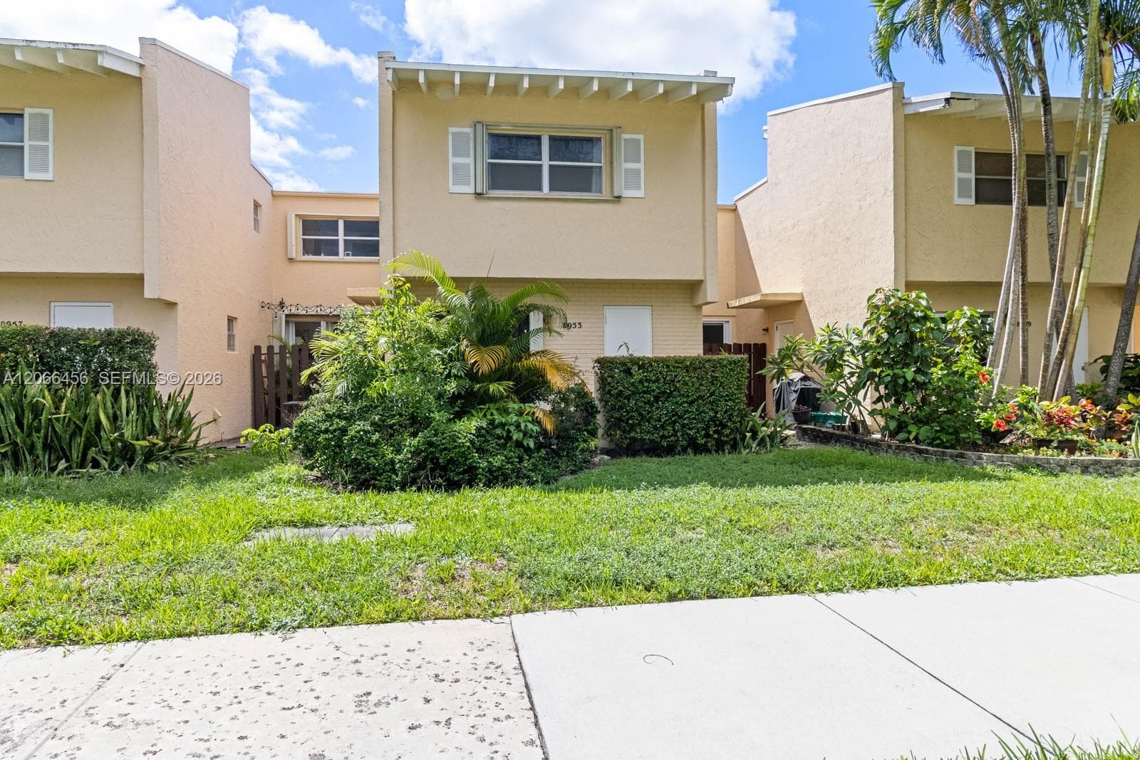 8953 NE 4th Ave Rd #8953 photo 16