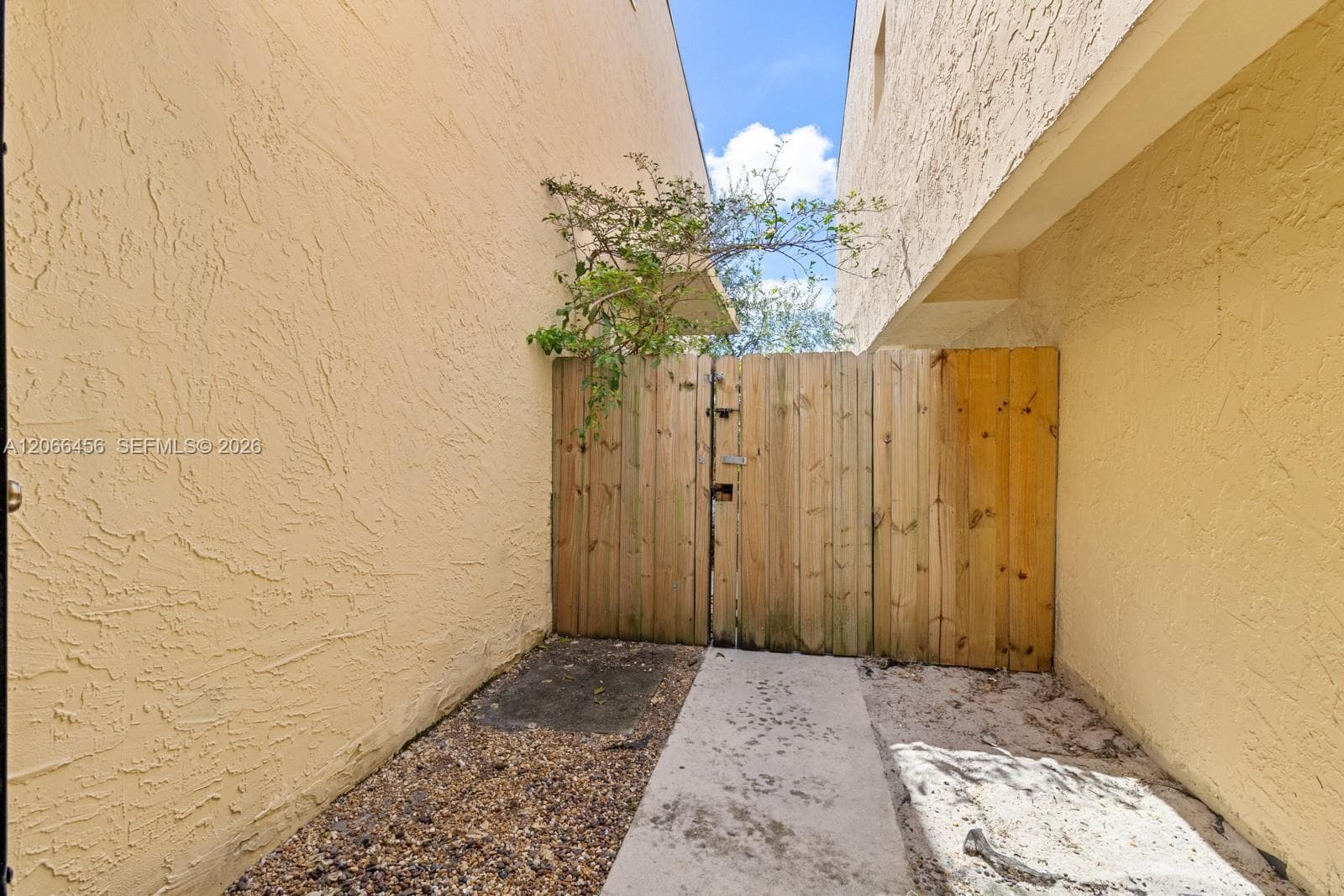 8953 NE 4th Ave Rd #8953 photo 14