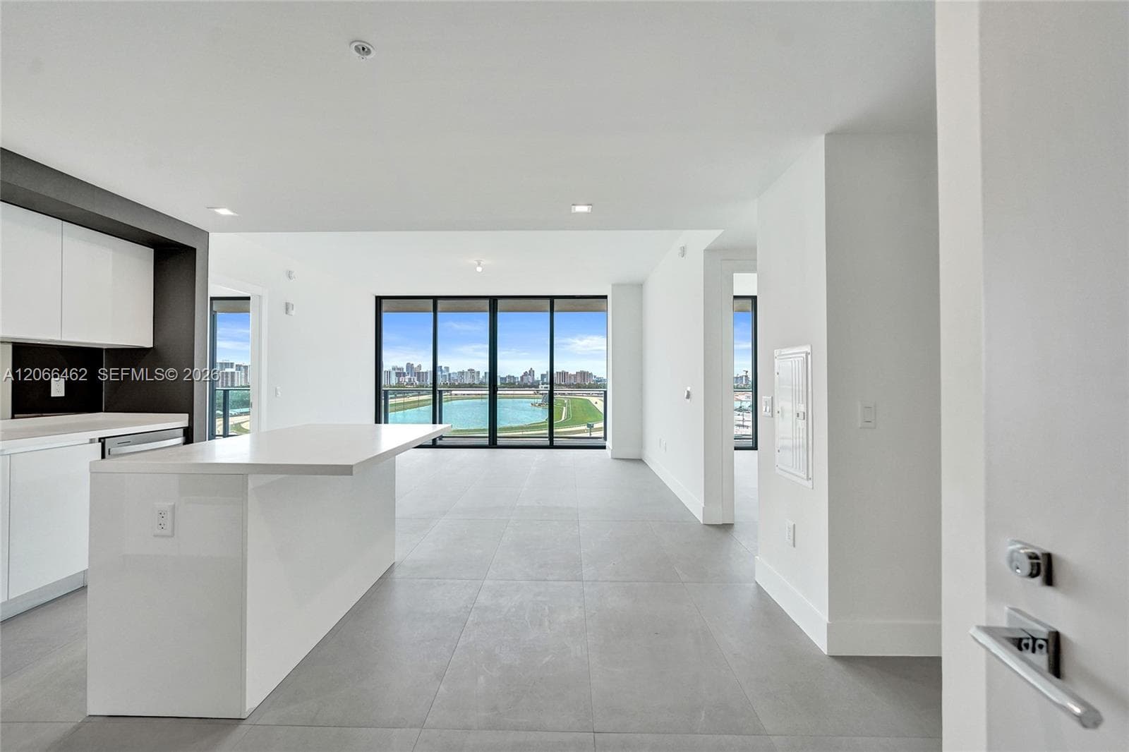 HALLANDALE OASIS 2019 LLC · #1111 in Hallandale Beach - Photo 6