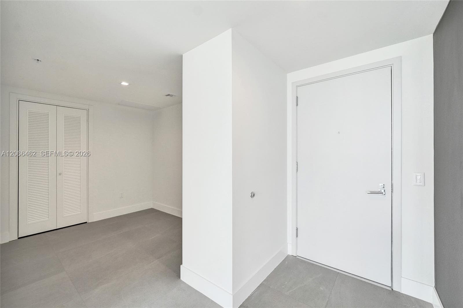 HALLANDALE OASIS 2019 LLC · #1111 in Hallandale Beach - Photo 16