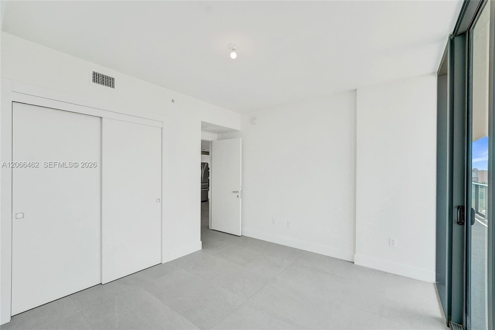 HALLANDALE OASIS 2019 LLC · #1111 in Hallandale Beach - Photo 36