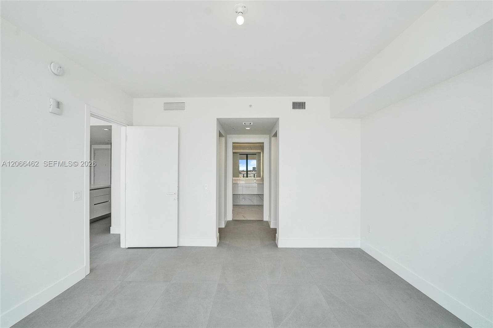 HALLANDALE OASIS 2019 LLC · #1111 in Hallandale Beach - Photo 24