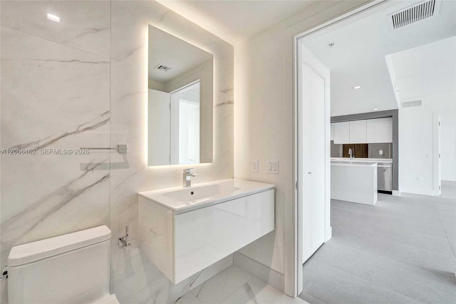 HALLANDALE OASIS 2019 LLC · #1111 in Hallandale Beach - Photo 41
