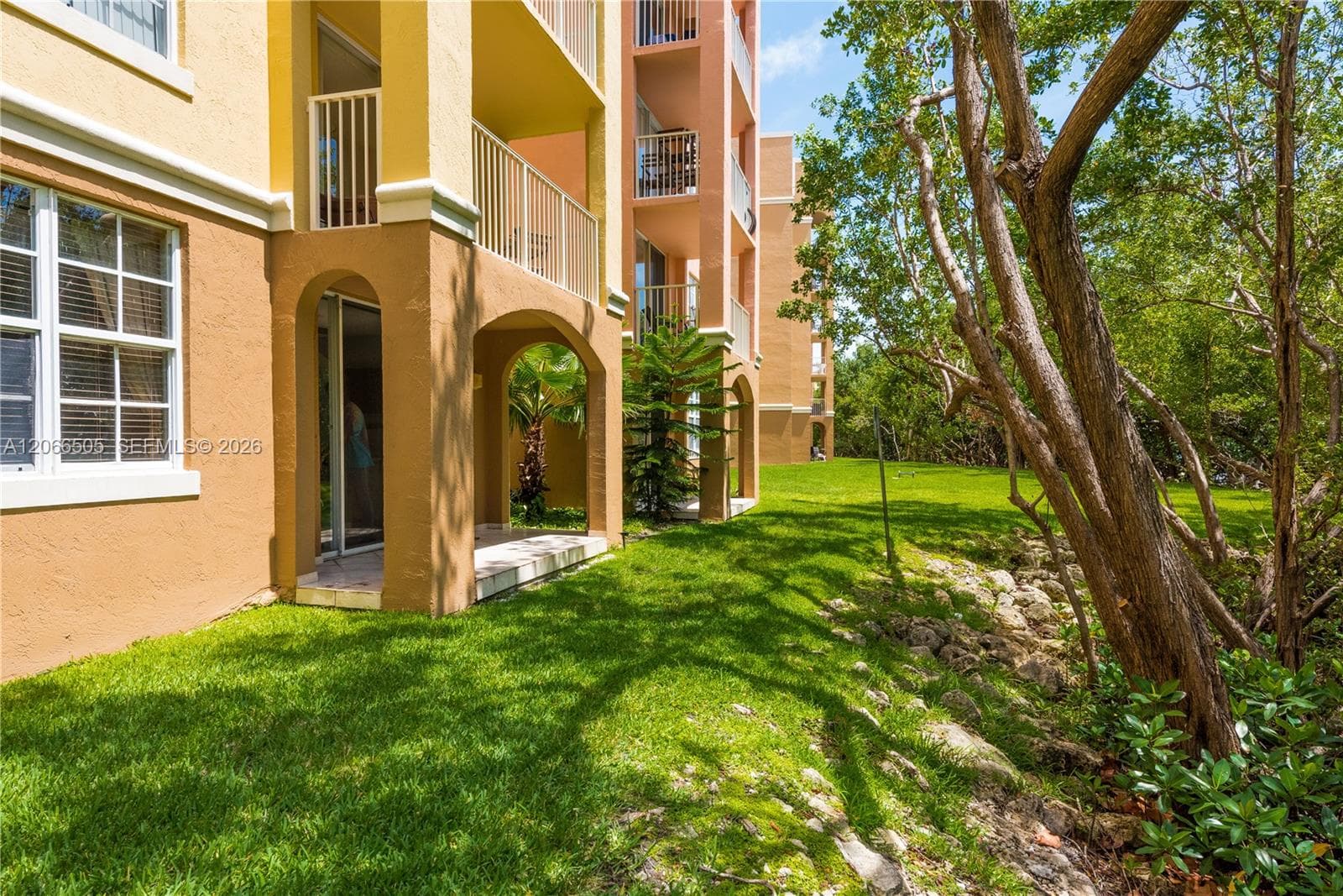 THE YACHT CLUB AT AVENTUR · #7104 in Aventura - Photo 8