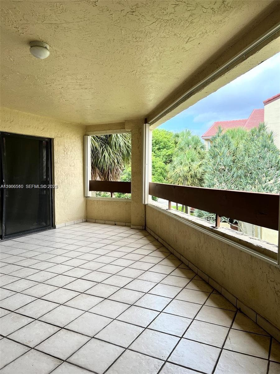 KENLAND BEND NORTH CONDO · #I303 in Miami - Photo 6