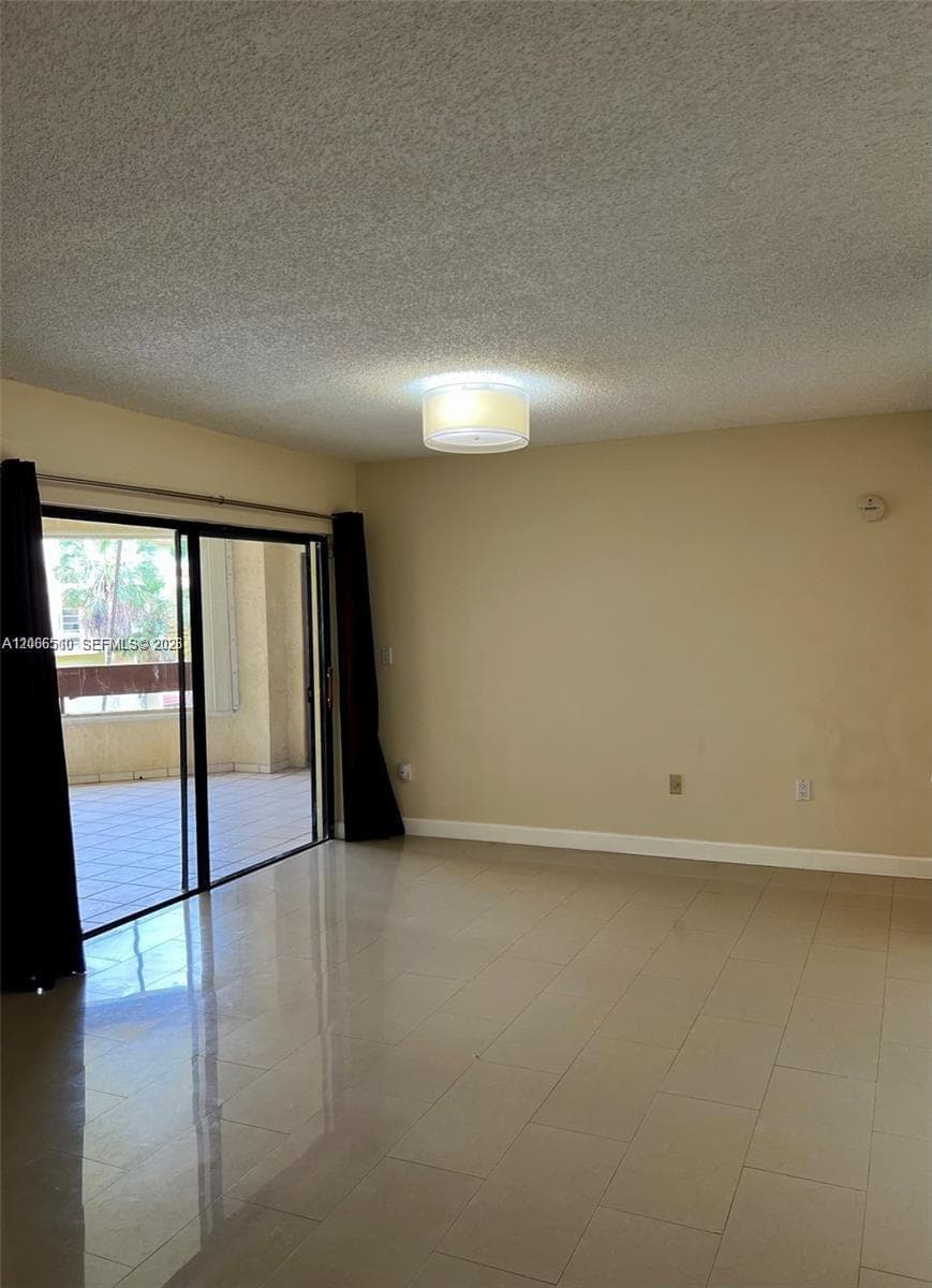 KENLAND BEND NORTH CONDO · #I303 in Miami - Photo 12