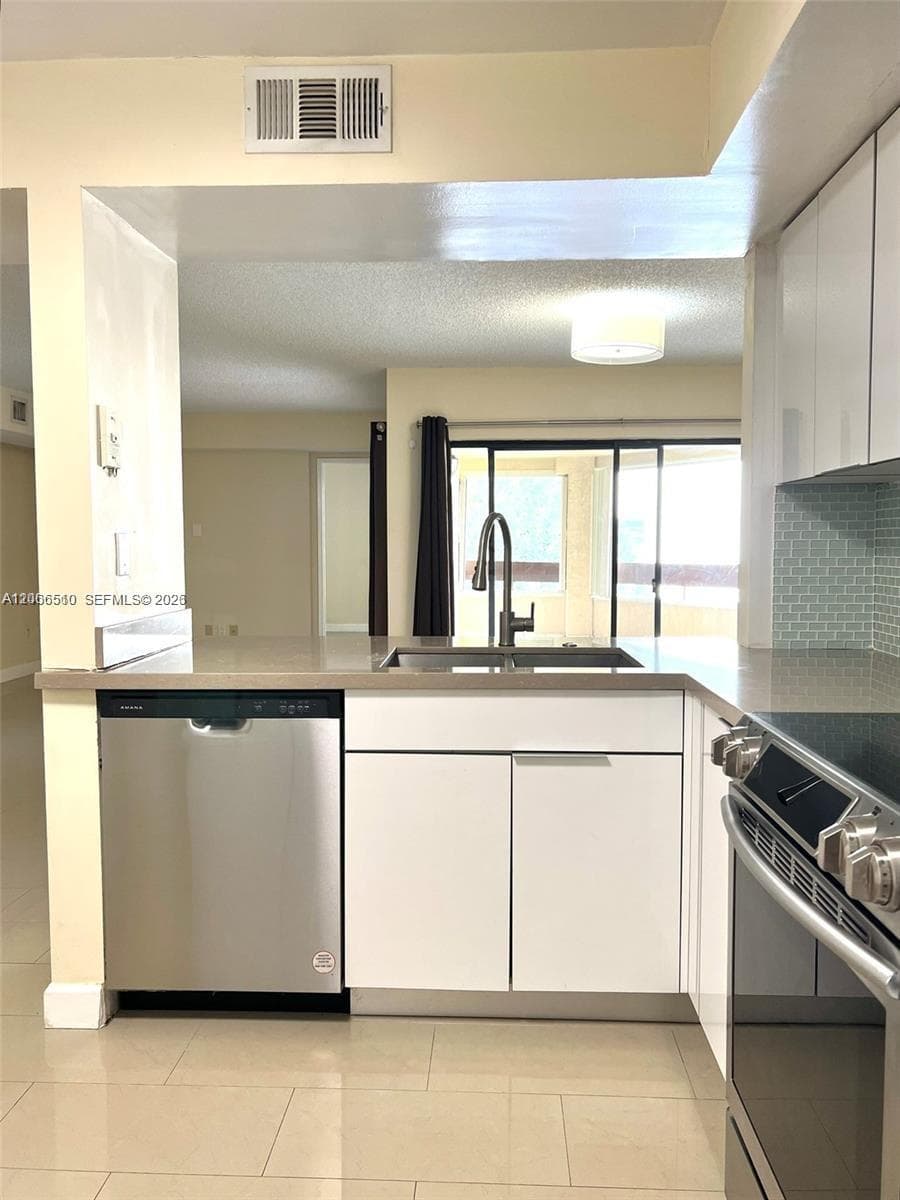 KENLAND BEND NORTH CONDO · #I303 in Miami - Photo 3