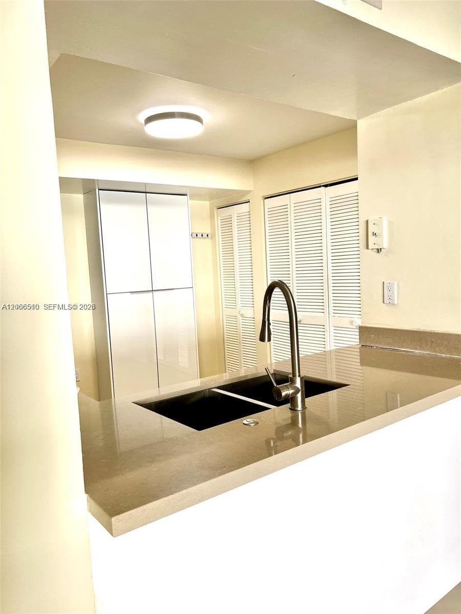 KENLAND BEND NORTH CONDO · #I303 in Miami - Photo 10