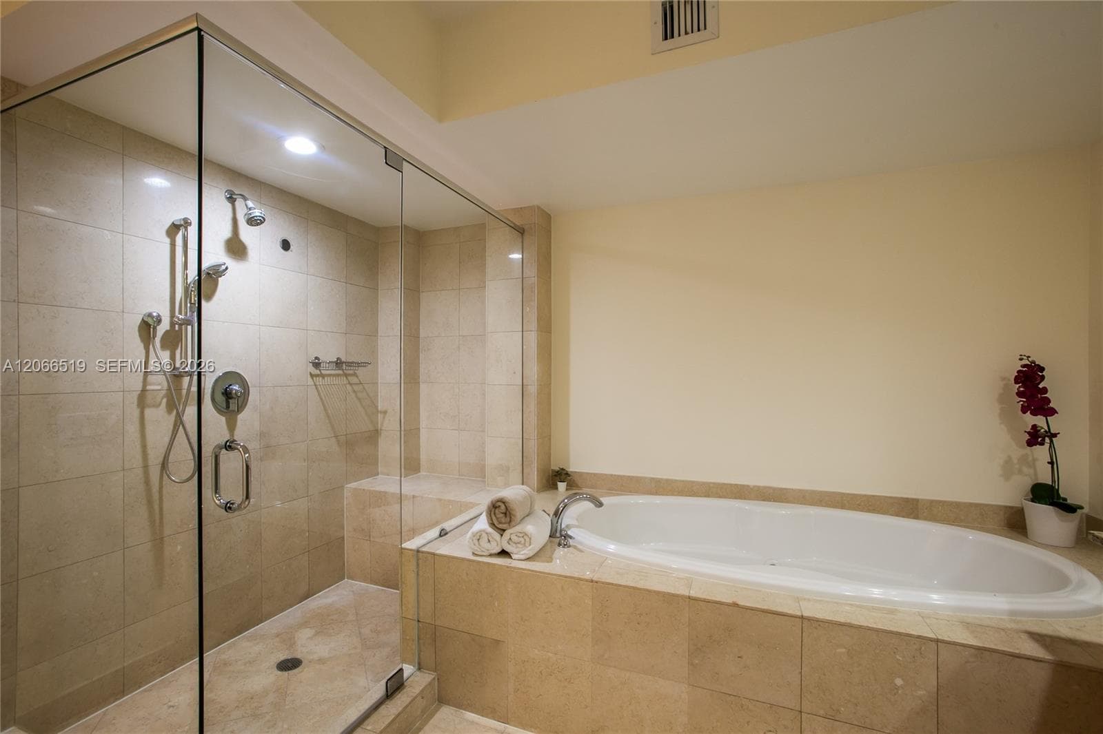 BEACH CLUB TWO CONDO · #1711 in Hallandale Beach - Photo 15