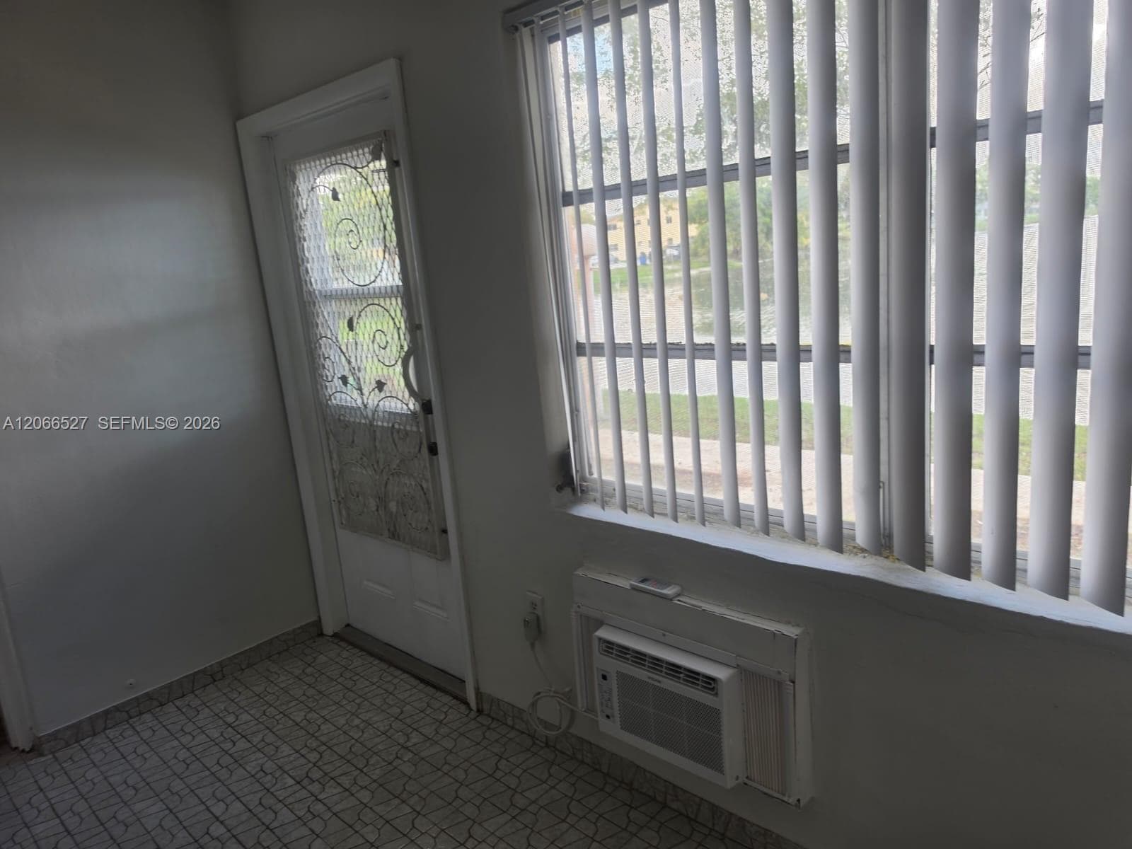 STAR LAKES ESTATES NO 8 C · #803 in Miami - Photo 6