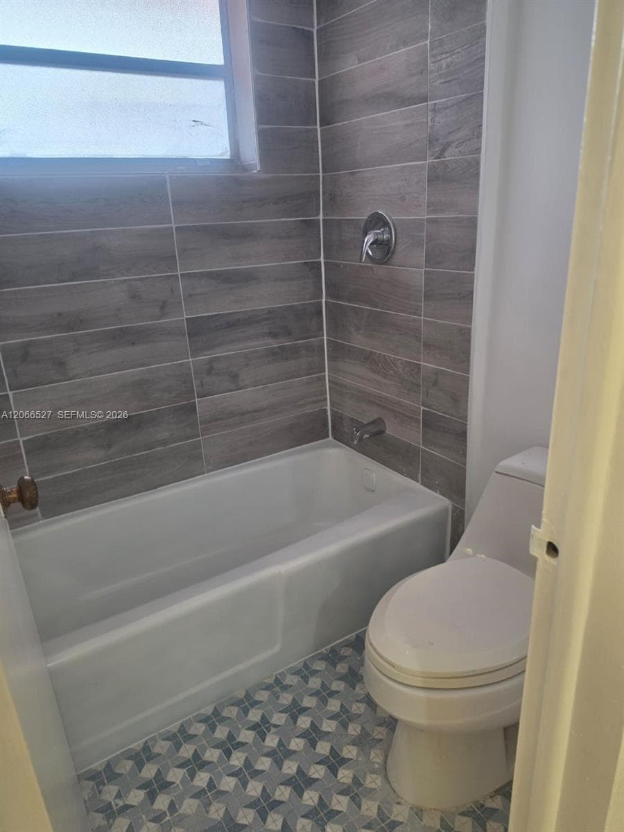 STAR LAKES ESTATES NO 8 C · #803 in Miami - Photo 10