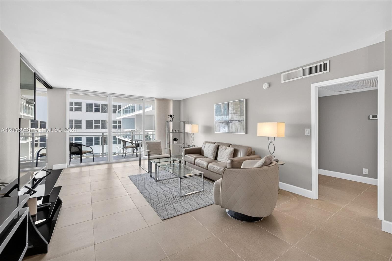 Parker Plaza · #1218 in Hallandale Beach - Photo 23