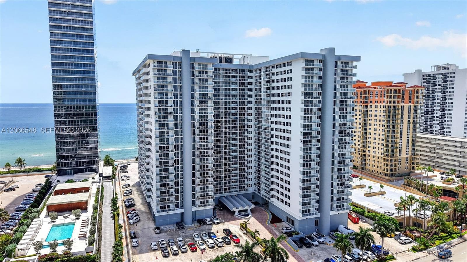 Parker Plaza · #1218 in Hallandale Beach - Photo 42