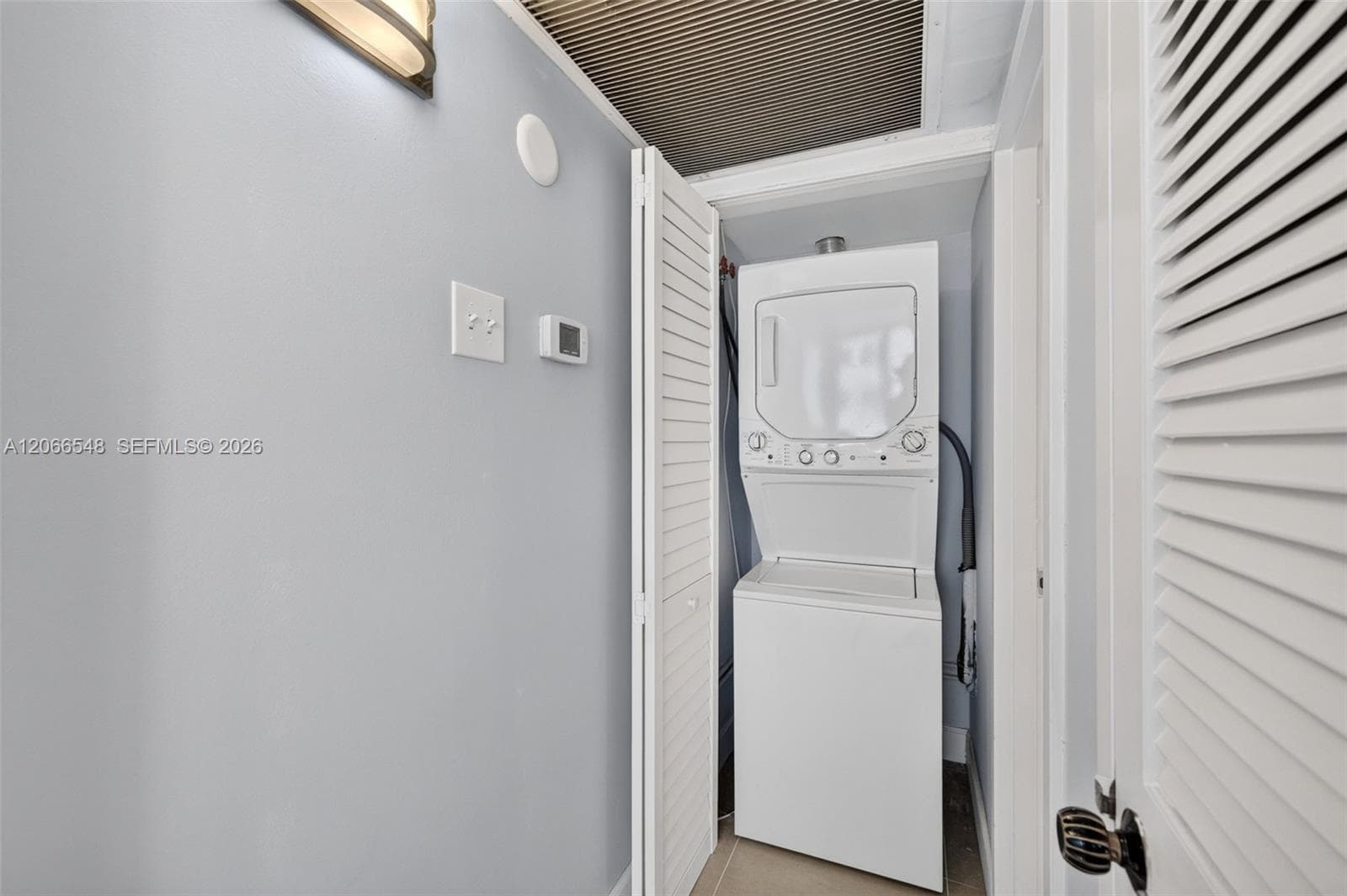 Parker Plaza · #1218 in Hallandale Beach - Photo 17