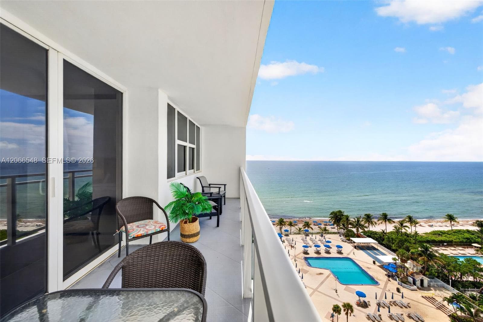Parker Plaza · #1218 in Hallandale Beach - Photo 3