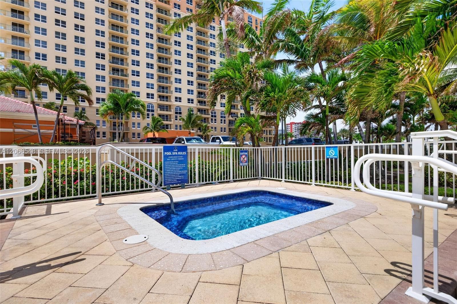 Parker Plaza · #1218 in Hallandale Beach - Photo 40