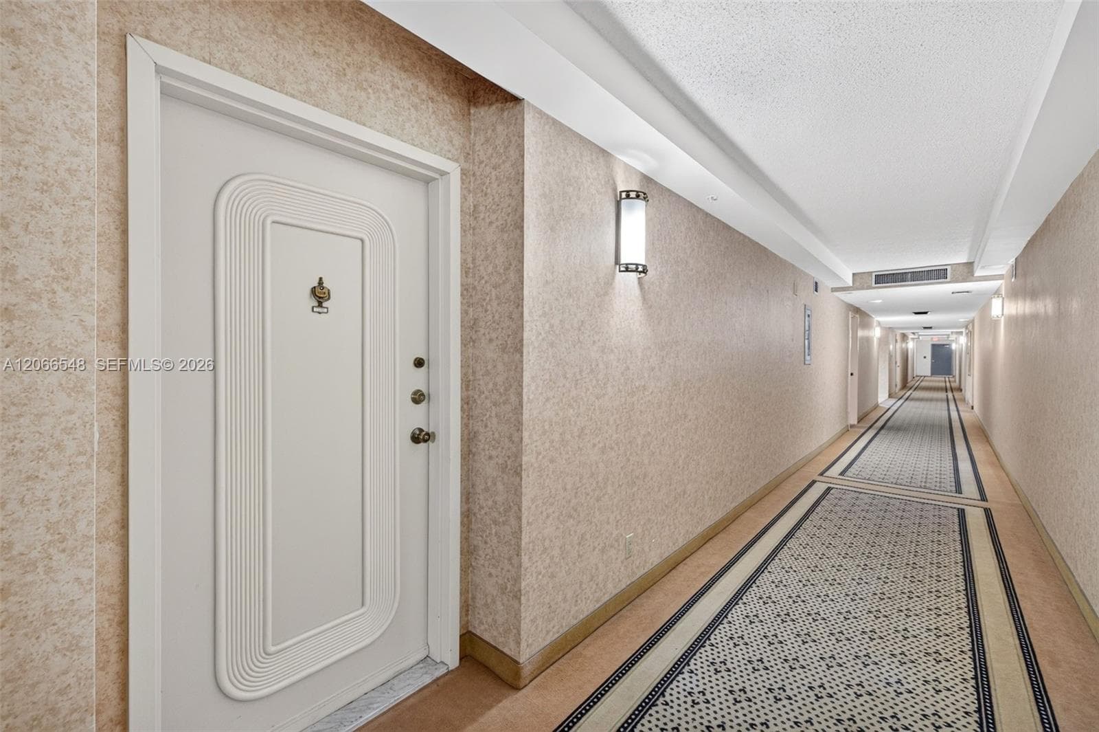 Parker Plaza · #1218 in Hallandale Beach - Photo 35