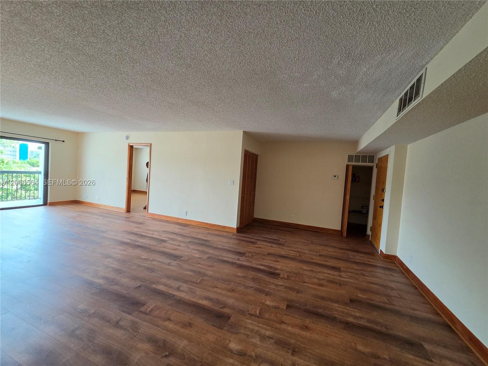 HALLANDALE GARDENS CONDO · #415 in Hallandale Beach - Photo 2