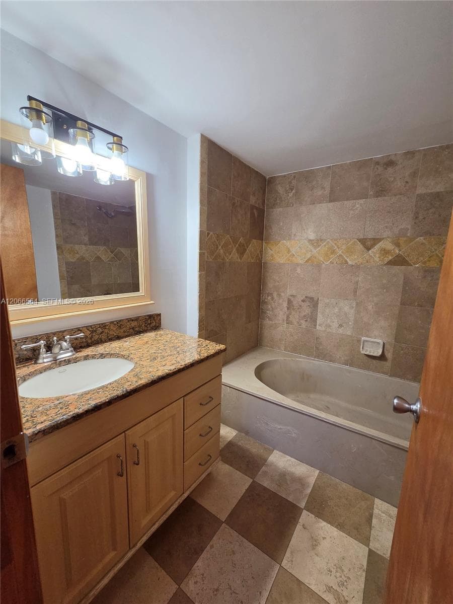 HALLANDALE GARDENS CONDO · #415 in Hallandale Beach - Photo 13