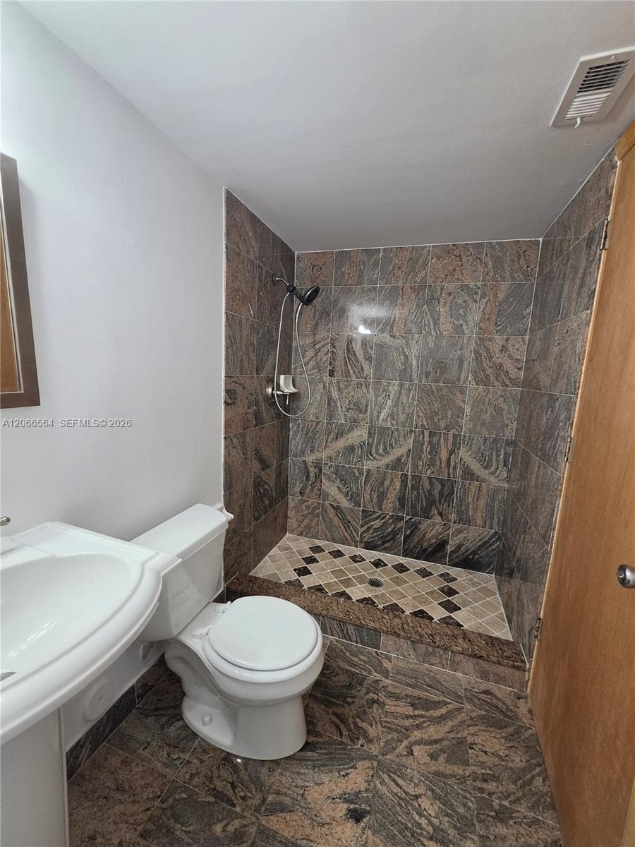 HALLANDALE GARDENS CONDO · #415 in Hallandale Beach - Photo 9