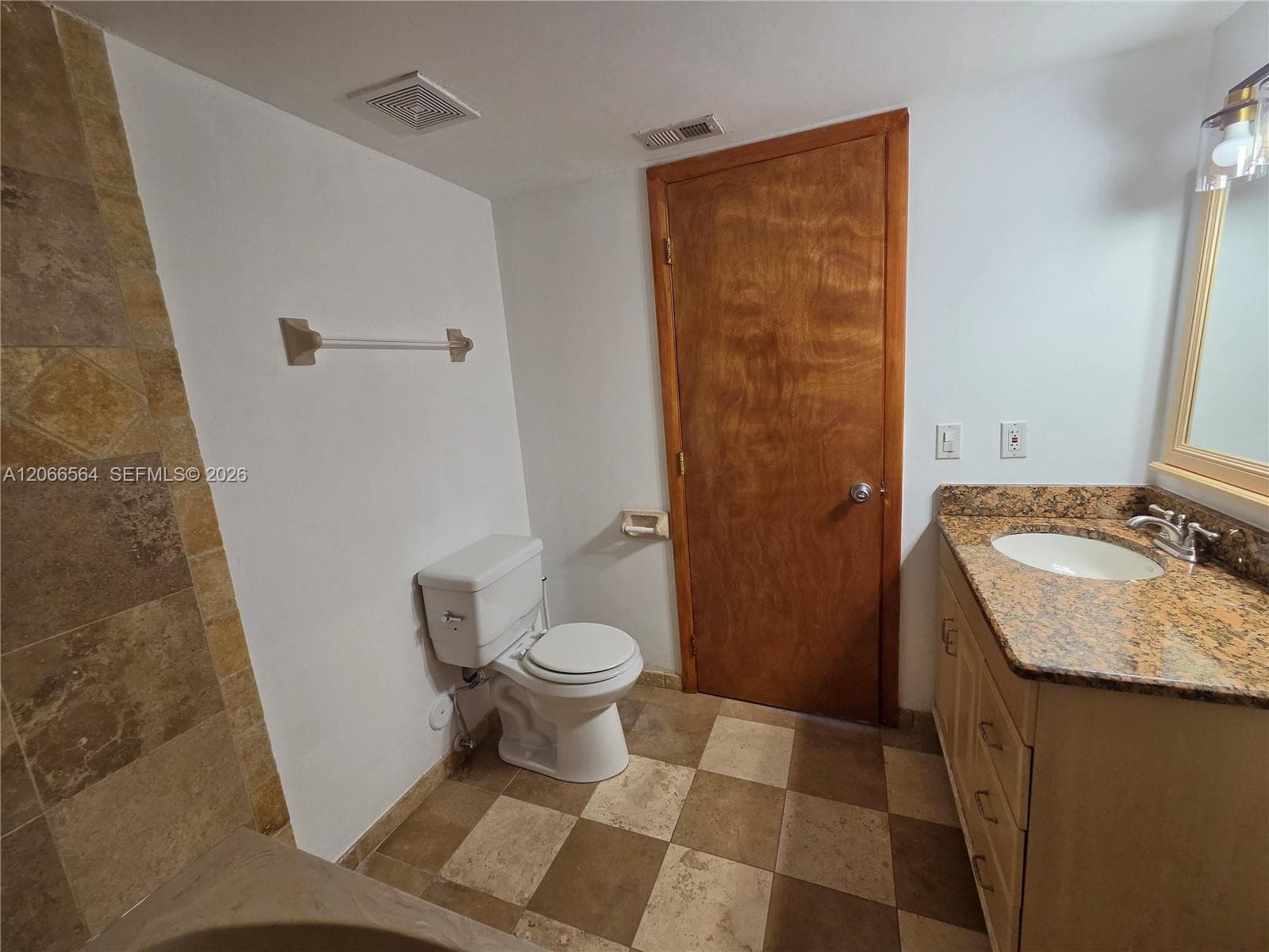HALLANDALE GARDENS CONDO · #415 in Hallandale Beach - Photo 14