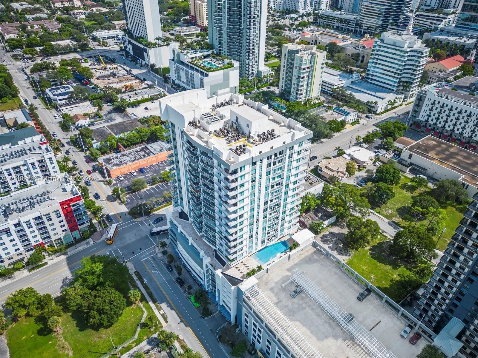STRADA 315 CONDO · #2009 in Fort Lauderdale - Photo 1