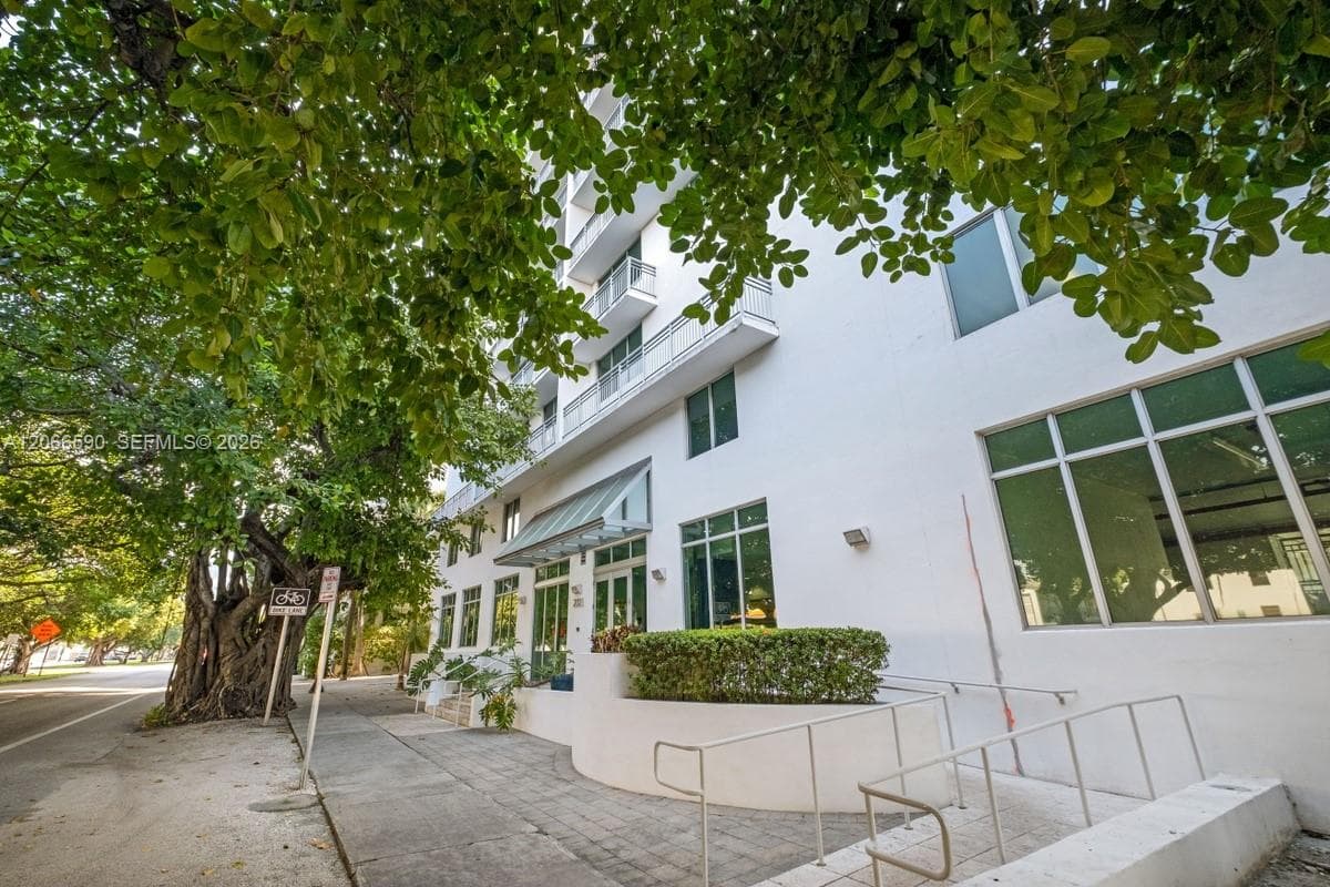 ROADS AT 21ST CONDO · #602 in Miami - Photo 2