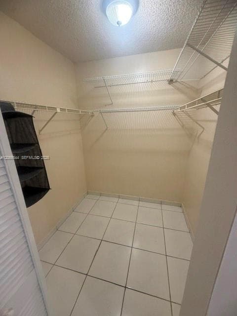 WEST BAY GARDENS CONDO · #303 in Miami Beach - Photo 9