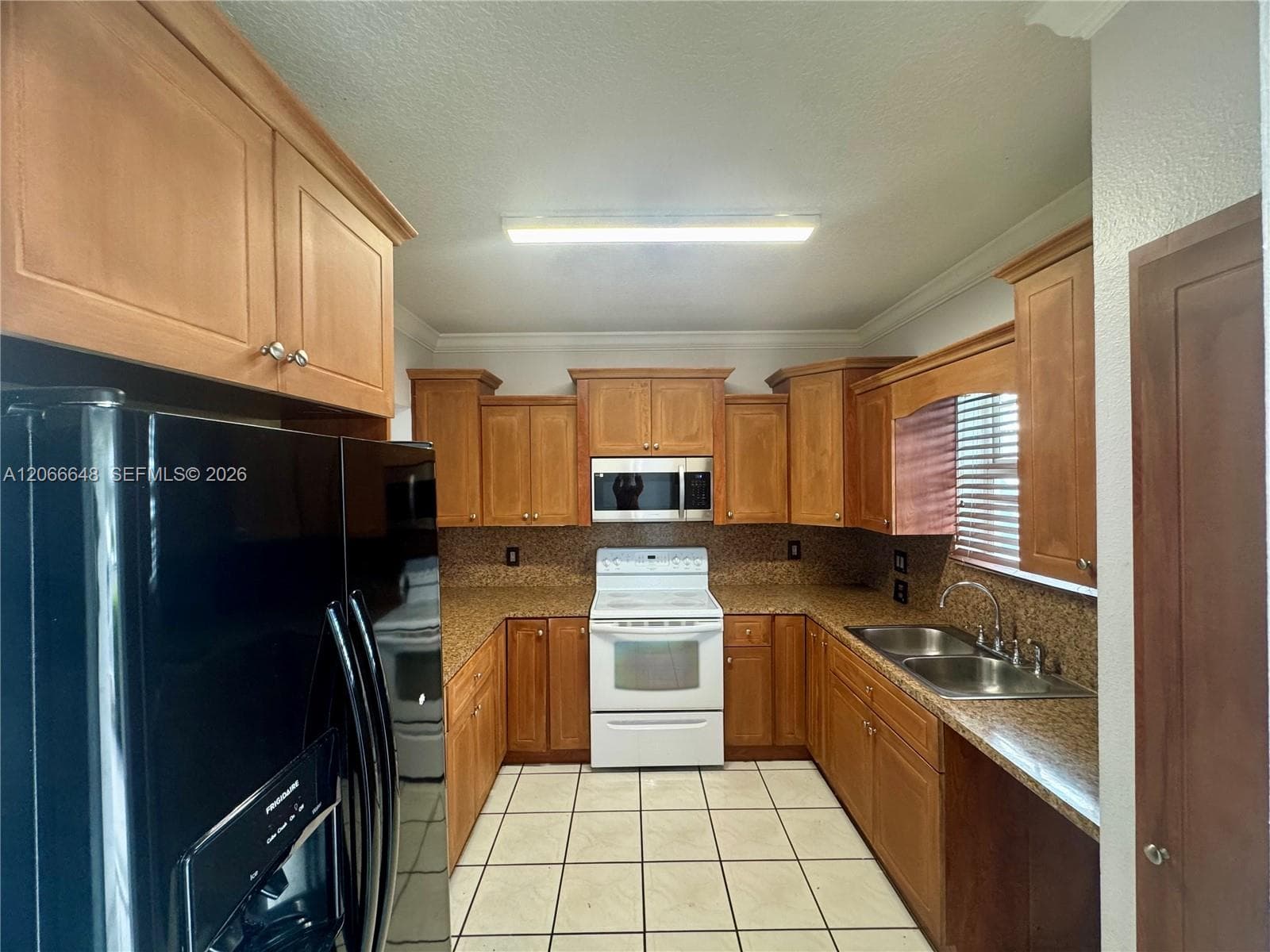 MISTY POINT VILLAS CONDO · #105G in Hialeah Gardens - Photo 5