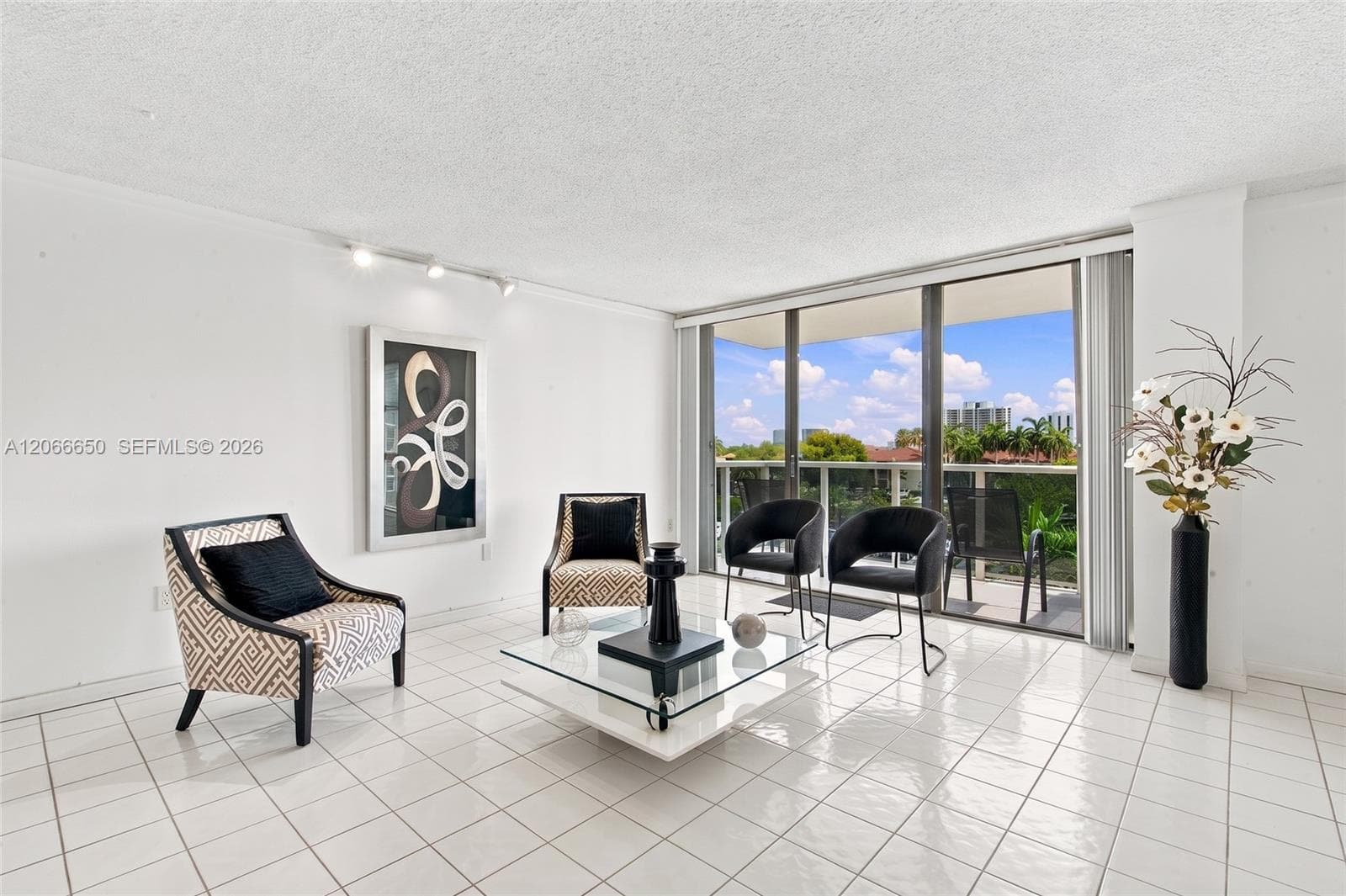 ELDORADO CONDO · #401 in Aventura - Photo 17