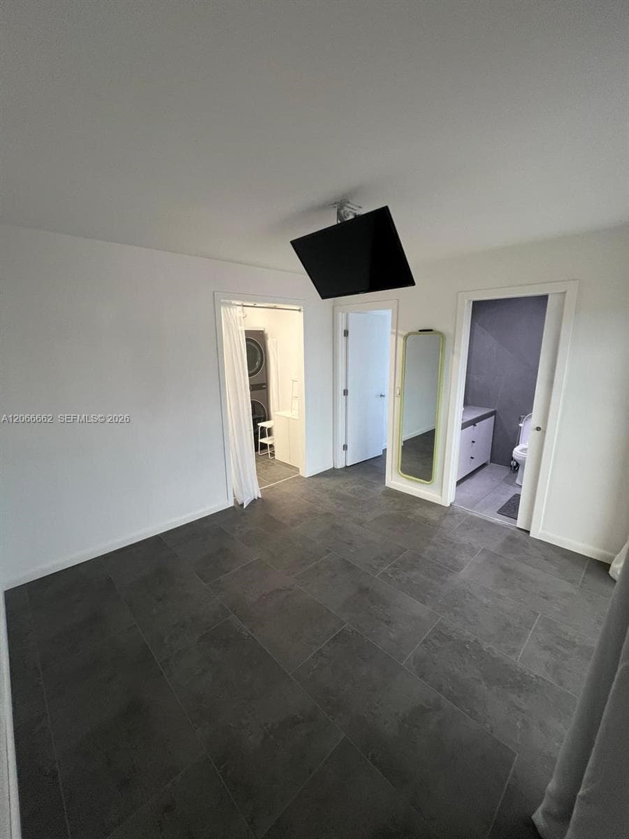 LaCanadien · #507 in North Miami Beach - Photo 15